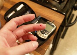 Blood examination for glucose - rapid diagnostics of diabetes mellitus