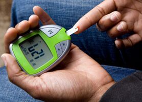 Glucometer to control blood glucose levels in diabetes mellitus